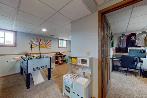 Entry Way - 1735 Rosewood, Ishpeming, MI 49849 photo 4 of 5