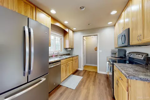 Kitchen - 1735 Rosewood, Ishpeming, MI 49849 photo 1 of 3