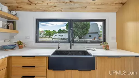 Kitchen - 1035 E, Iron Mountain, MI 49801 photo 3 of 5