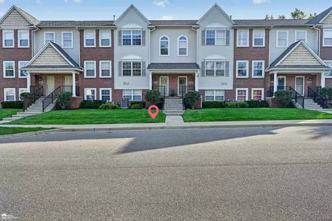 804 Eagle, Fenton, MI 48430