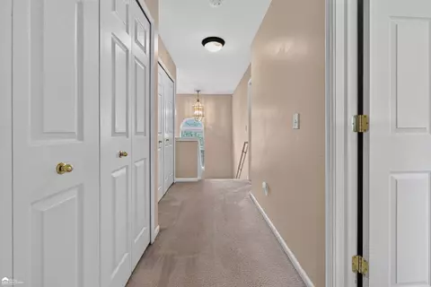 Entry Way - 804 Eagle, Fenton, MI 48430 photo 2 of 2