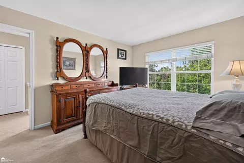 Bedroom - 804 Eagle, Fenton, MI 48430 photo 3 of 8