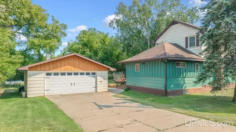Other - 300 13th, Norway, MI 49870 photo 12 of 12