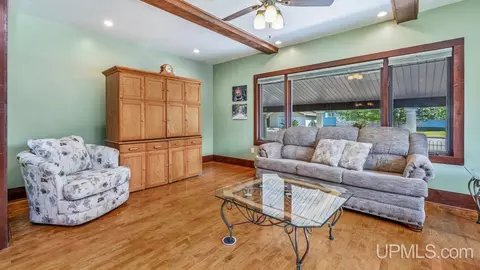 Living - 300 13th, Norway, MI 49870 photo 1 of 1