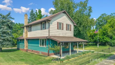 Other - 300 13th, Norway, MI 49870 photo 11 of 12