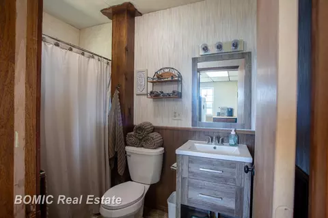 Bath - 3977 Busch, Birch Run, MI 48415 photo 1 of 1