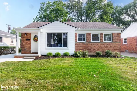22815 Carolina, Saint Clair Shores, MI 48080