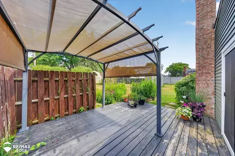 Exterior - 310 Delzingro, Davison, MI 48423 photo 4 of 7