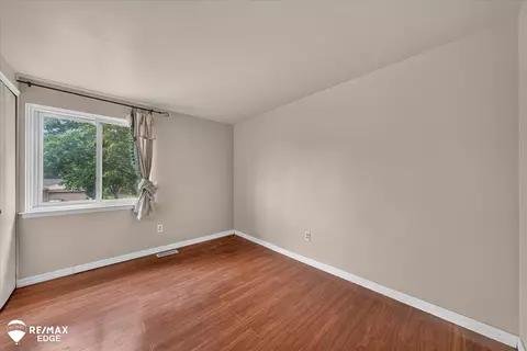 Bedroom - 310 Delzingro, Davison, MI 48423 photo 1 of 7