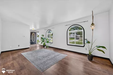 Living - 310 Delzingro, Davison, MI 48423 photo 1 of 3