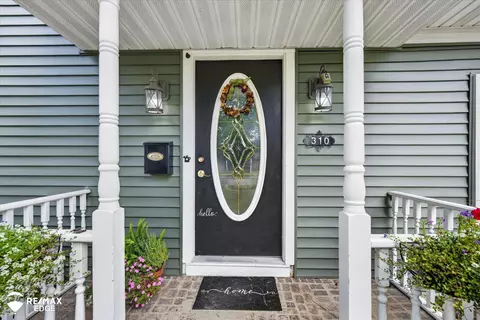 Exterior - 310 Delzingro, Davison, MI 48423 photo 3 of 7