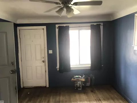 8468 Studebaker, Warren, MI 48089 photo 3