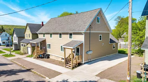 206 And 208 Scallon, Hancock, MI 49930