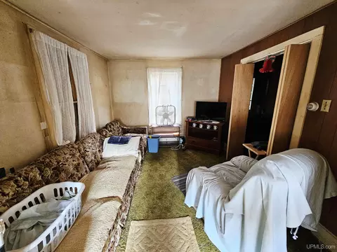 Living - 1028 Stephenson, Escanaba, MI 49829 photo 1 of 1