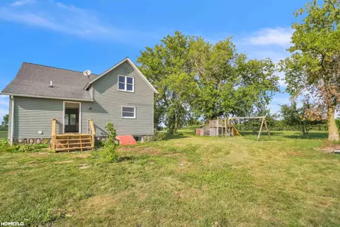 Exterior - 3818 E Hammell Bch, Au Gres, MI 48703 photo 4 of 9