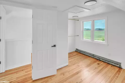 Bedroom - 3818 E Hammell Bch, Au Gres, MI 48703 photo 3 of 6