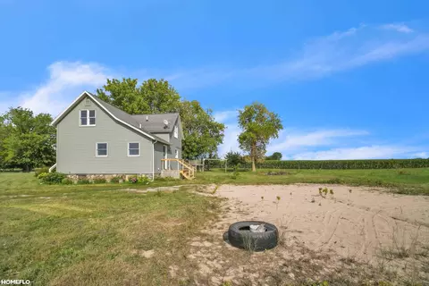Exterior - 3818 E Hammell Bch, Au Gres, MI 48703 photo 8 of 9