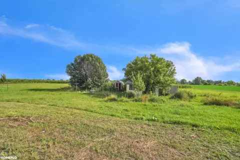 Exterior - 3818 E Hammell Bch, Au Gres, MI 48703 photo 6 of 9