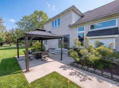 Exterior - 367 Golfview, Monroe, MI 48162 photo 8 of 15
