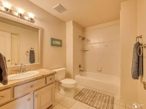 Bath - 367 Golfview, Monroe, MI 48162 photo 7 of 7