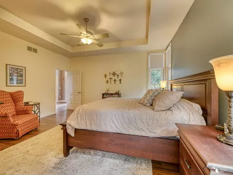 Bedroom - 367 Golfview, Monroe, MI 48162 photo 2 of 9