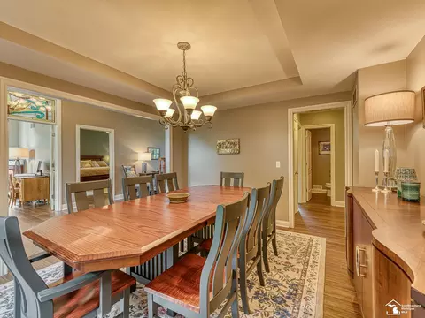 Dining - 367 Golfview, Monroe, MI 48162 photo 3 of 5