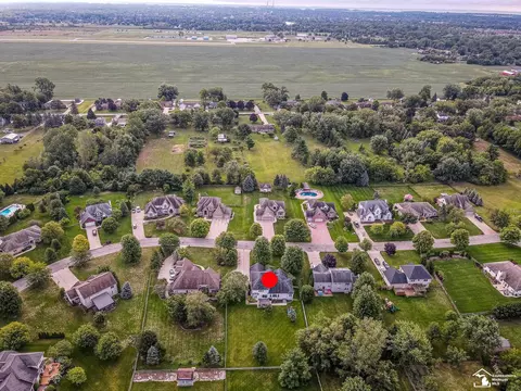 View/Area - 367 Golfview, Monroe, MI 48162 photo 5 of 6