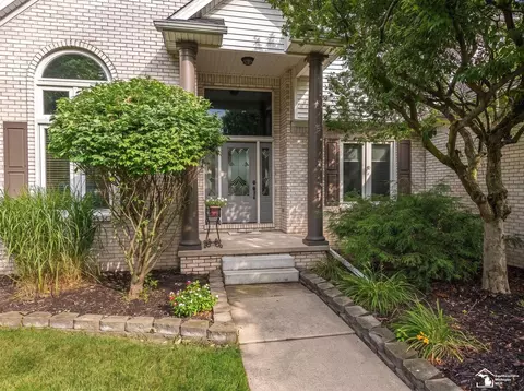 Exterior - 367 Golfview, Monroe, MI 48162 photo 3 of 15