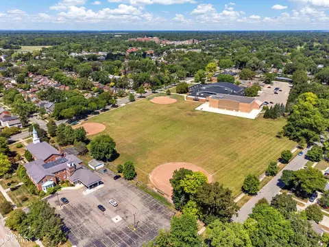View/Area - 428 Cloverly, Grosse Pointe Farms, MI 48236 photo 2 of 12