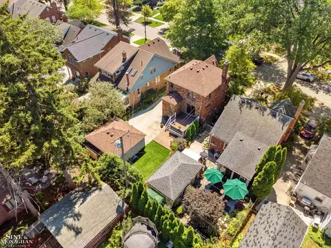 View/Area - 428 Cloverly, Grosse Pointe Farms, MI 48236 photo 9 of 12