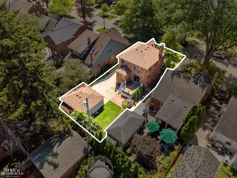 View/Area - 428 Cloverly, Grosse Pointe Farms, MI 48236 photo 10 of 12