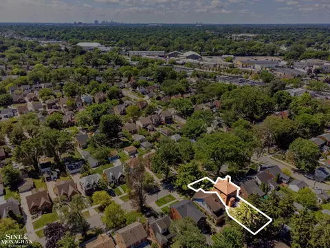View/Area - 428 Cloverly, Grosse Pointe Farms, MI 48236 photo 12 of 12