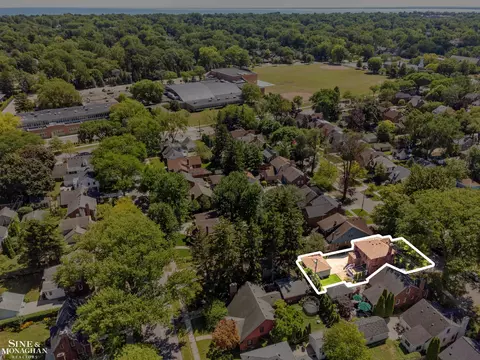 View/Area - 428 Cloverly, Grosse Pointe Farms, MI 48236 photo 8 of 12