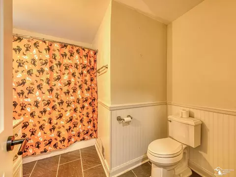 Bath - 2621 Bluebush, Monroe, MI 48162 photo 2 of 2