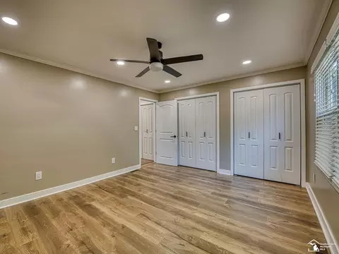Bedroom - 2621 Bluebush, Monroe, MI 48162 photo 2 of 5