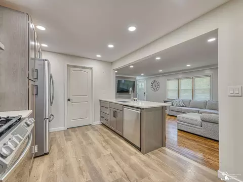 Kitchen - 2621 Bluebush, Monroe, MI 48162 photo 1 of 4