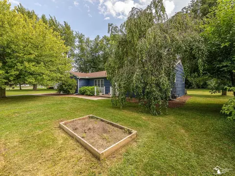 Exterior - 2621 Bluebush, Monroe, MI 48162 photo 3 of 10