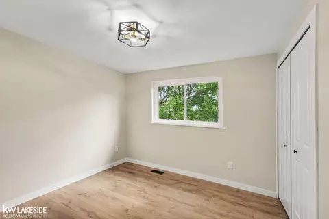 Bedroom - 46500 Meadow, Macomb, MI 48044 photo 7 of 7