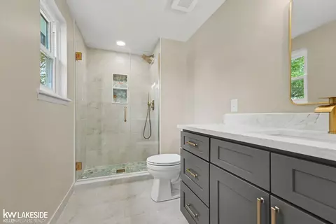Bath - 46500 Meadow, Macomb, MI 48044 photo 1 of 3
