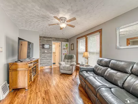 Living - 124 Arbor, Monroe, MI 48162 photo 2 of 4