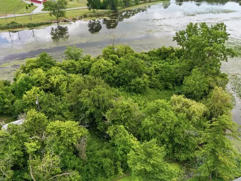 7588 Waters, Newport, MI 48166