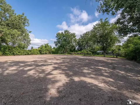 14060 Laplaisance, Monroe, MI 48161 photo 11