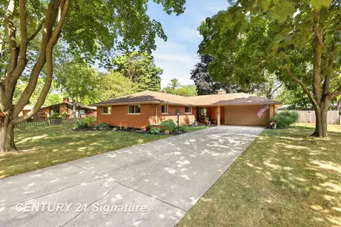 4430 Dirker, Saginaw, MI 48638