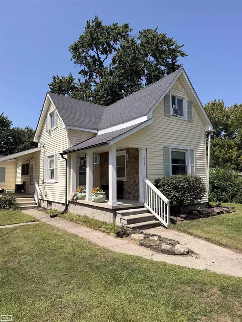 818 S 4th, Marine City, MI 48039