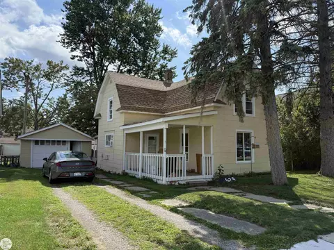 629 W Marine, Marine City, MI 48039