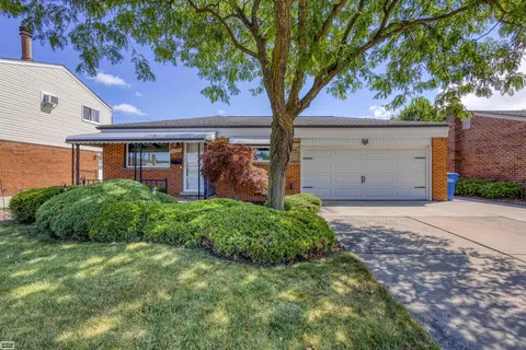 30924 Bradner, Warren, MI 48088