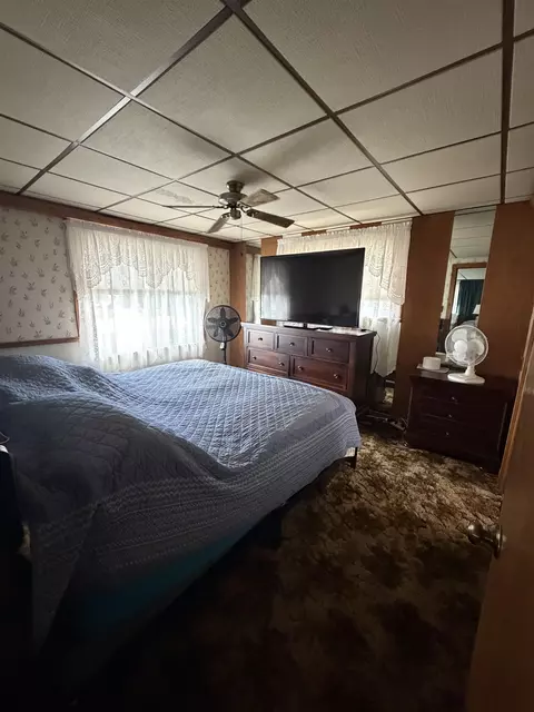Bedroom - 2196 S Dye, Flint, MI 48532 photo 1 of 3