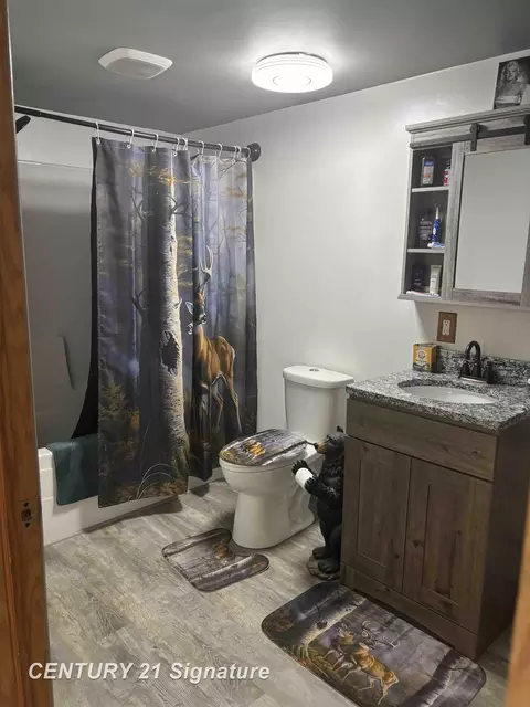Bath - 234 W Elder, Harrison, MI 48625 photo 1 of 1