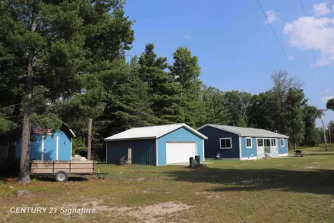 Exterior - 234 W Elder, Harrison, MI 48625 photo 4 of 7