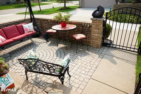 Exterior - 49849 Hidden Valley Dr, Macomb, MI 48044 photo 5 of 7